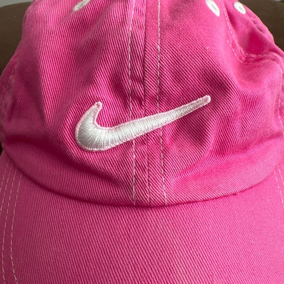 Nike Girls Baseball Hat Fuchsia Size Child up to 5T - Picture 5 of 7